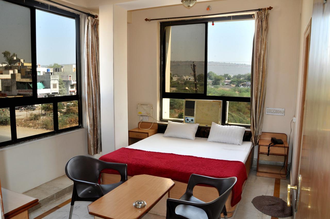 Hotel Kirti Plaza Chittorgarh Extérieur photo